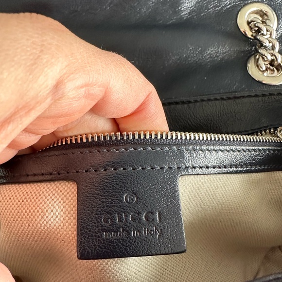 Authentic Gucci purse - Picture 4 of 5